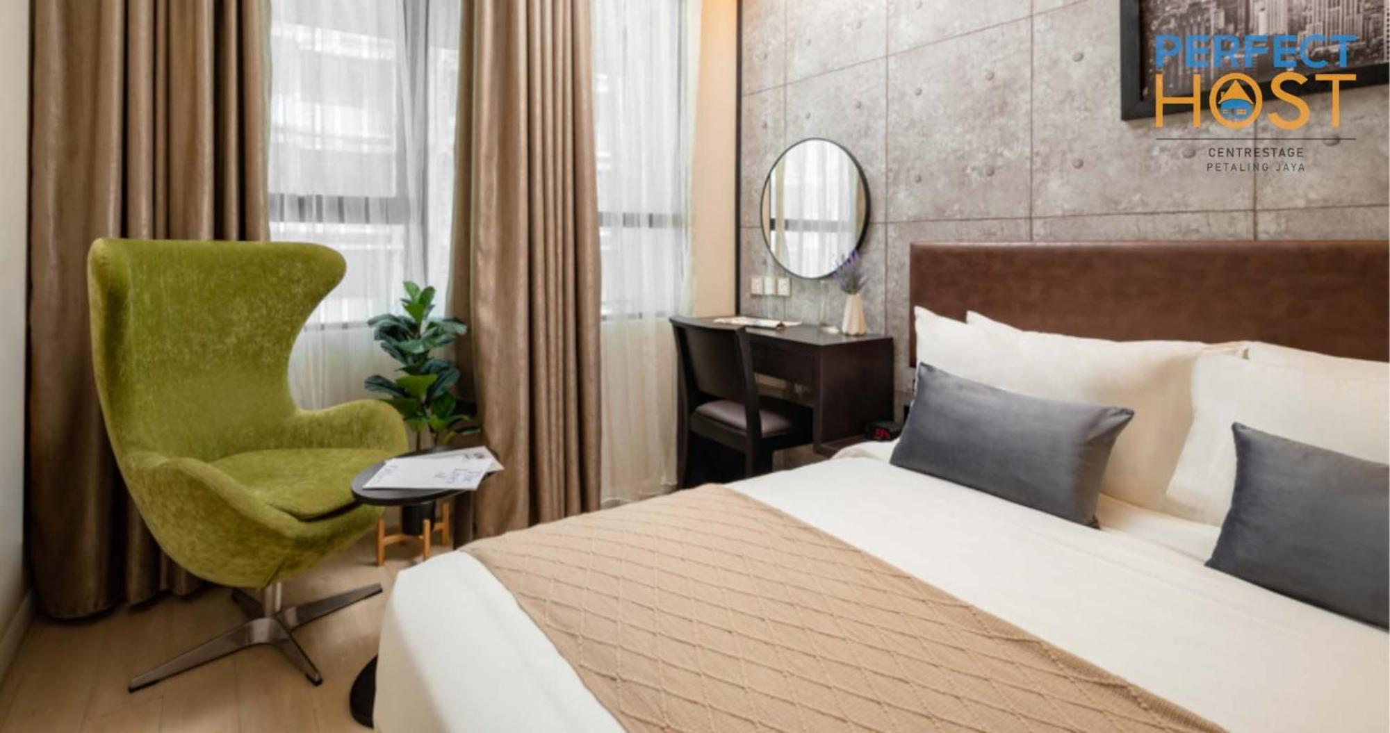 Hotel Centrestage Petaling Jaya By Perfect Host Exterior foto Deluxe Room